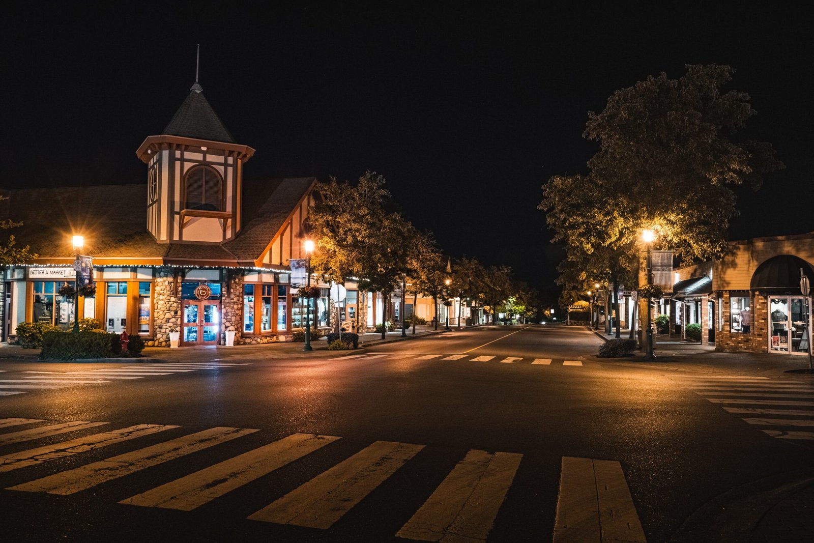 qualicum,beach,,bc,canada,june,9,,2025:,charming,small,town